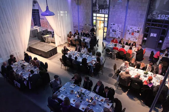 Special Event Venues: Wychwood Barns 15