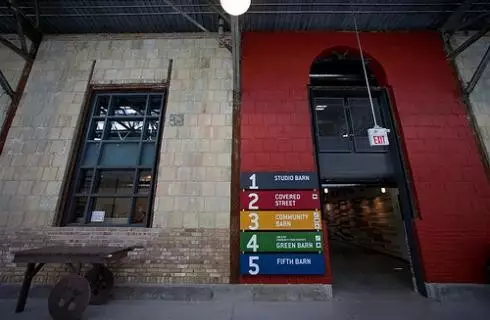 Special Event Venues: Wychwood Barns 21