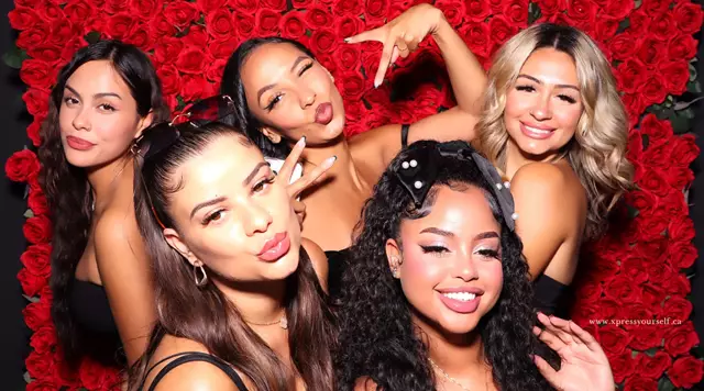 Photo Booths: Xpressyourself 17