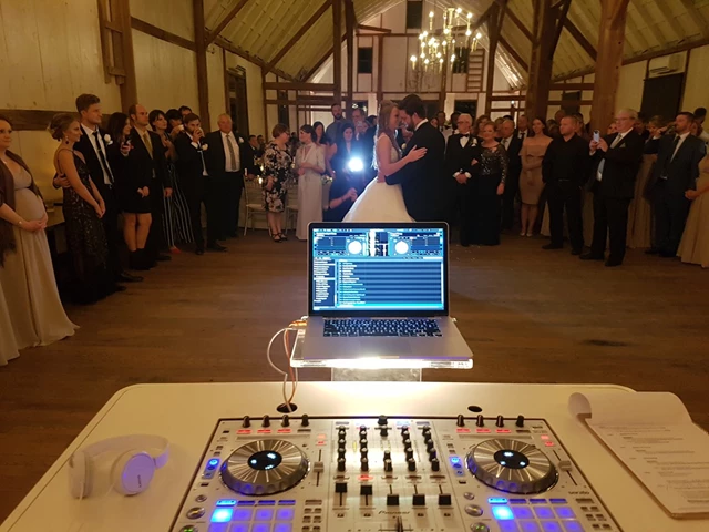 bb Blanc Entertainment, Woodbridge