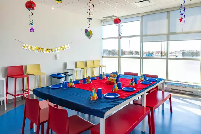Entertainment Venues: iFLY Indoor Skydiving 3